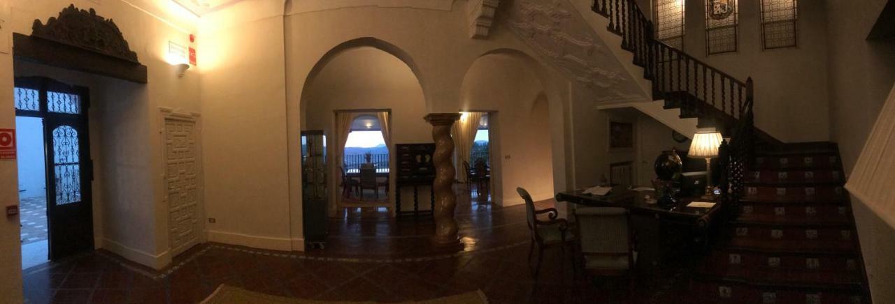 Casa Palacio Villazambra Ronda Luaran gambar